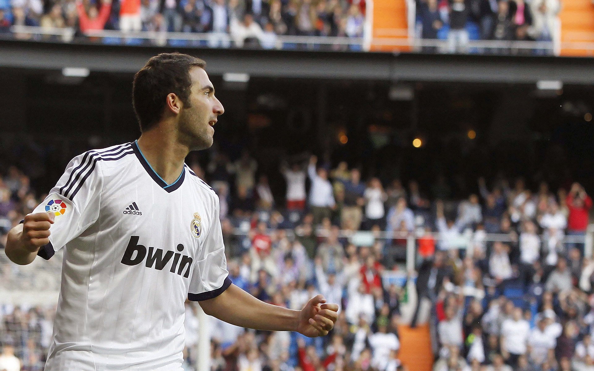 九游电脑版-2026世界杯：赛事全球直播高清化，视觉效果令人震撼，世界杯2020直播